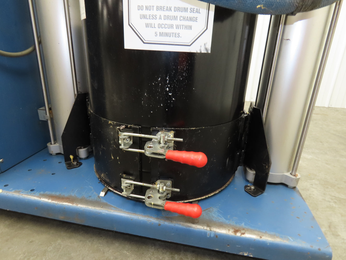 Nordson DD200 Piston Pump Bulk Melter 55 Gallon Drum Hot Melt 480V Parts Only