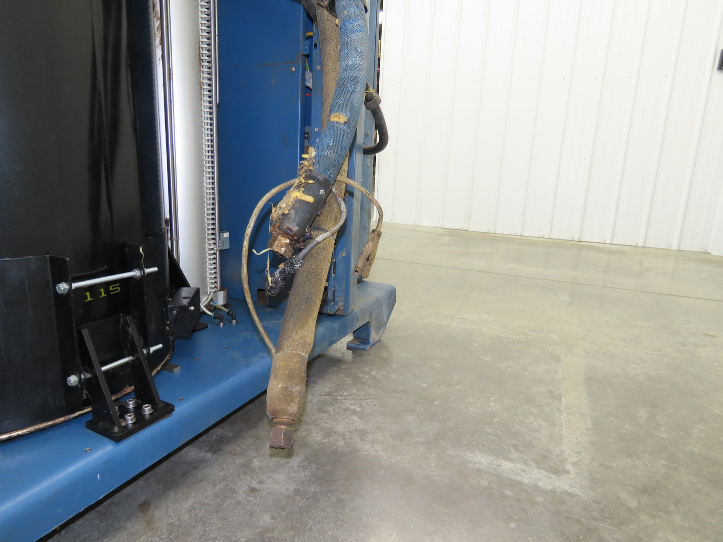 Nordson DD200 Piston Pump Bulk Melter 55 Gallon Drum Hot Melt 480V Parts Only