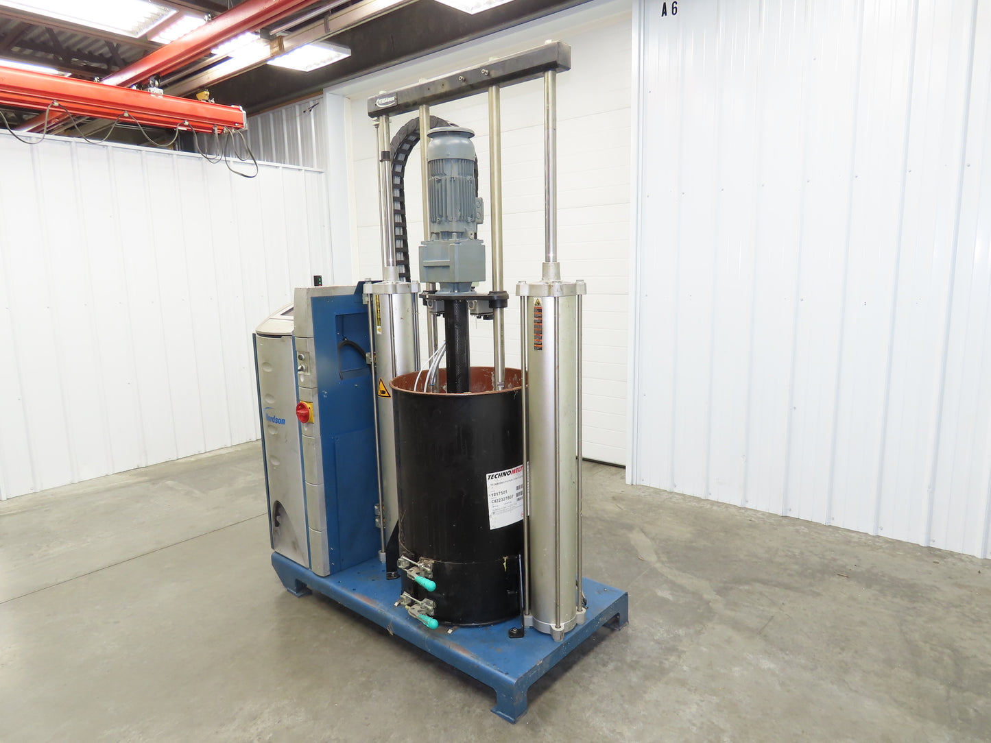 Nordson VD200 Piston Pump Bulk Melter 55 Gallon Drum Hot Melt 480V Parts Only