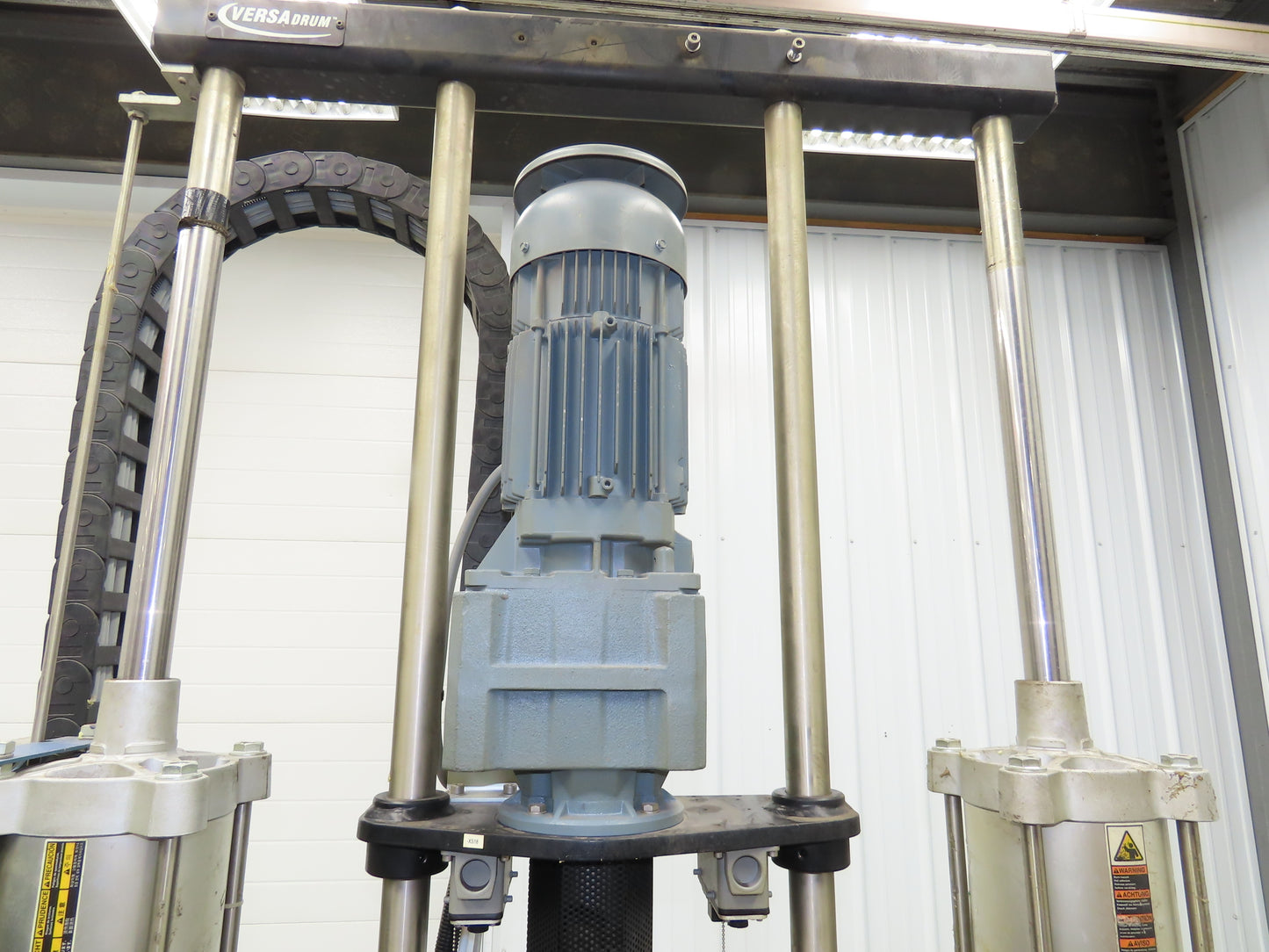 Nordson VD200 Piston Pump Bulk Melter 55 Gallon Drum Hot Melt 480V Parts Only