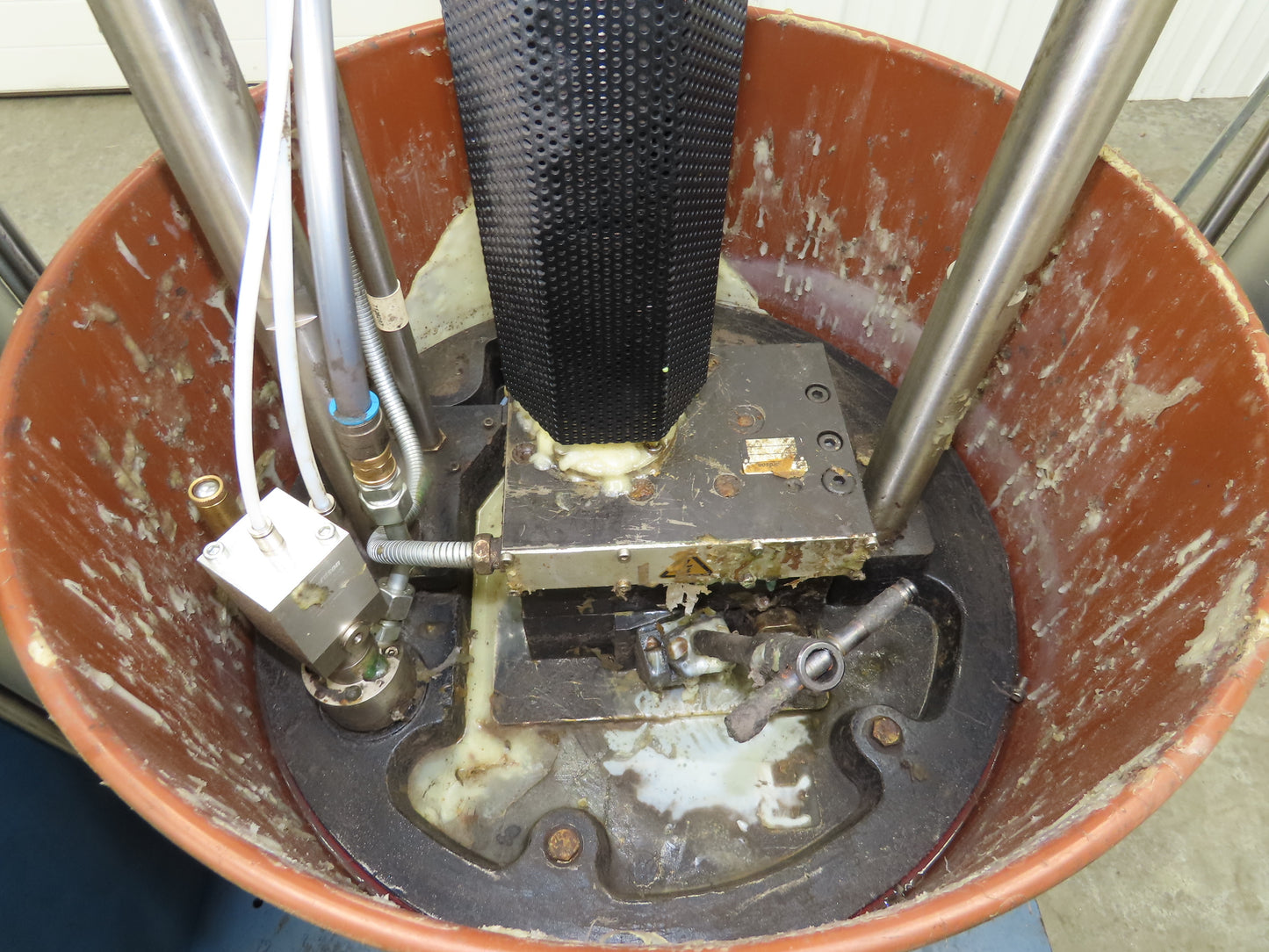 Nordson VD200 Piston Pump Bulk Melter 55 Gallon Drum Hot Melt 480V Parts Only