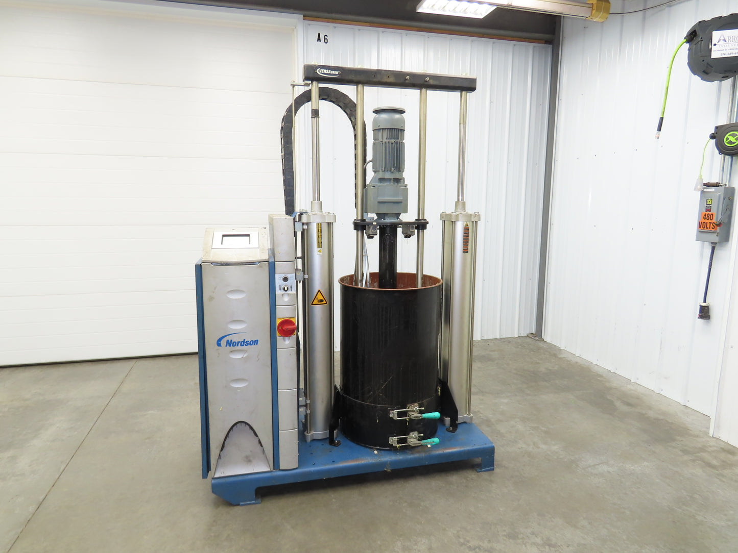 Nordson VD200 Piston Pump Bulk Melter 55 Gallon Drum Hot Melt 480V Parts Only