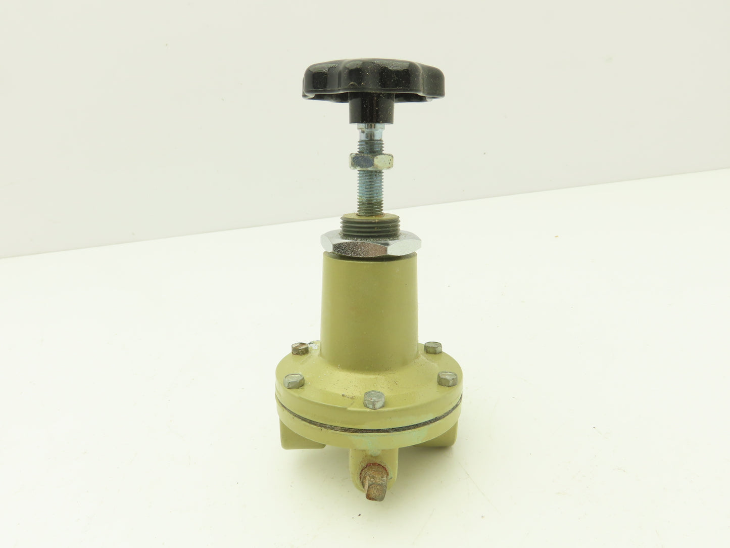 Norgren 11-004-017 Pneumatic Air Pressure Regulator 400PSI Max In 60PSI Out