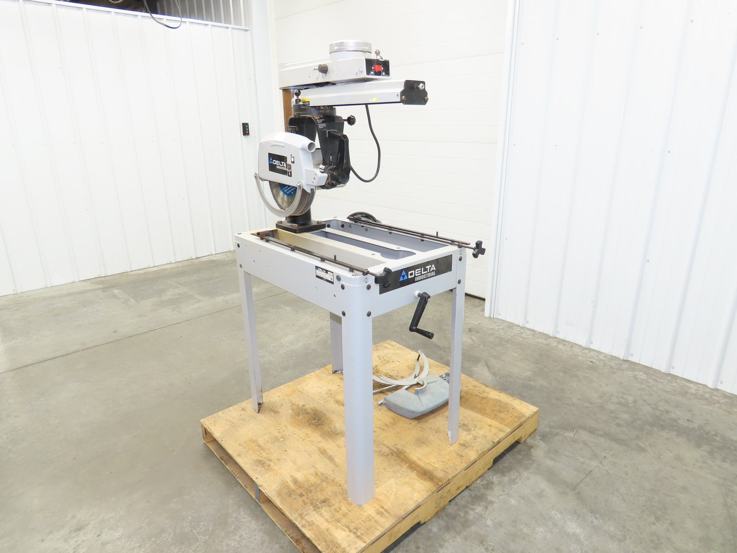 Delta Radial Arm Saw 12" Blade 13" Travel 2 HP 230/460V 3 Ph