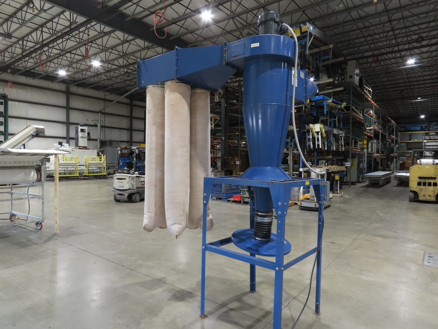 Donaldson Model 20 Torit Cyclone Dust Collector 4 Bag Filter 5 HP Wood Sawdust