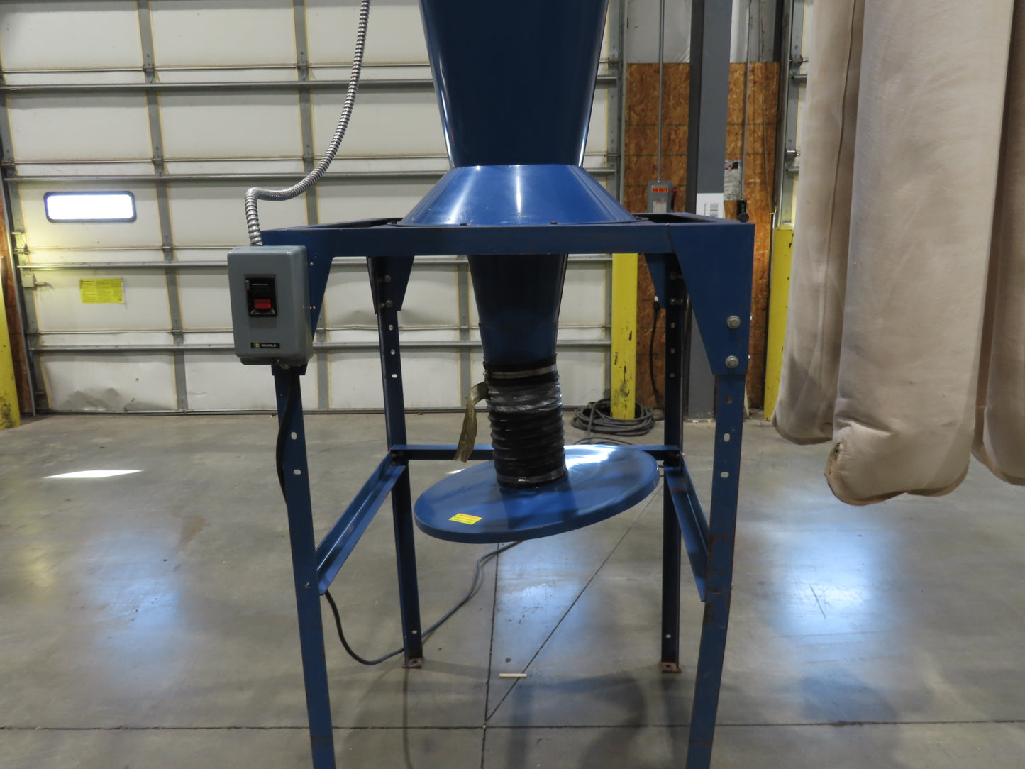 Donaldson Model 20 Torit Cyclone Dust Collector 4 Bag Filter 5 HP Wood Sawdust