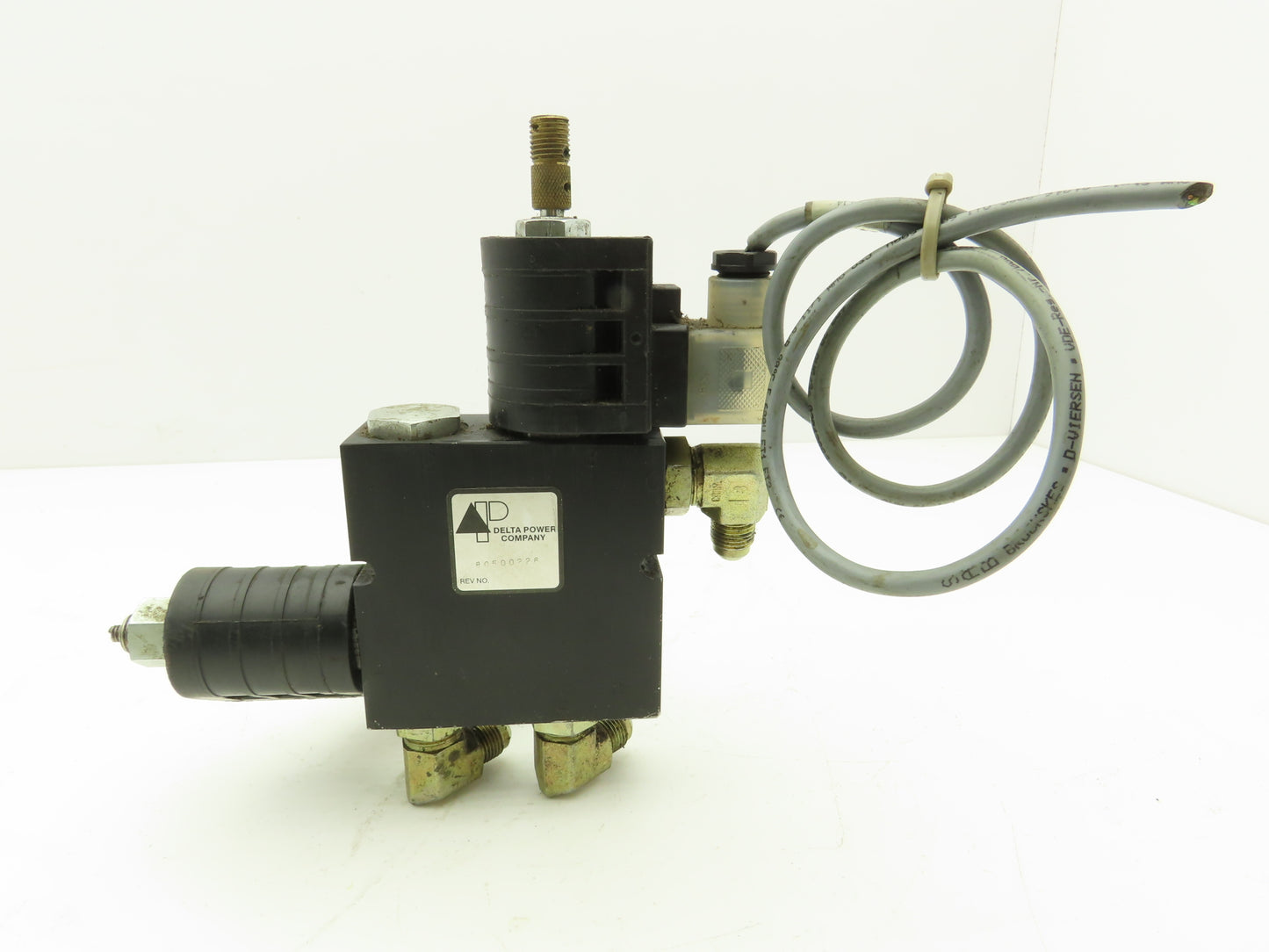 Delta Power Hydraulic 80500226 Solenoid Valve Manifold Block 24VDC