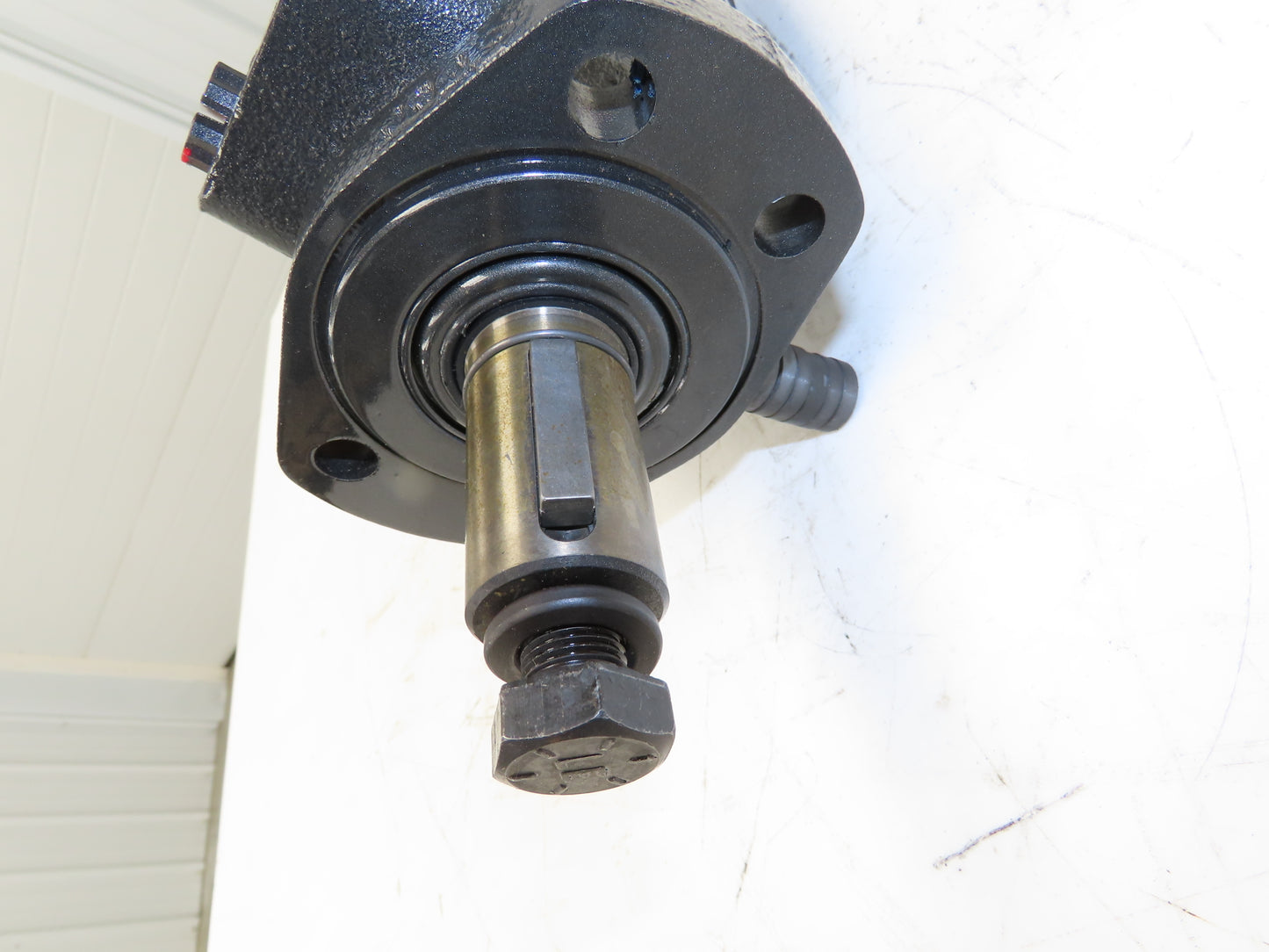 White Roller Stator 500540A3120 Hydraulic Motor 1-1/4" Shaft 4 Hole 7/8"-14UNF