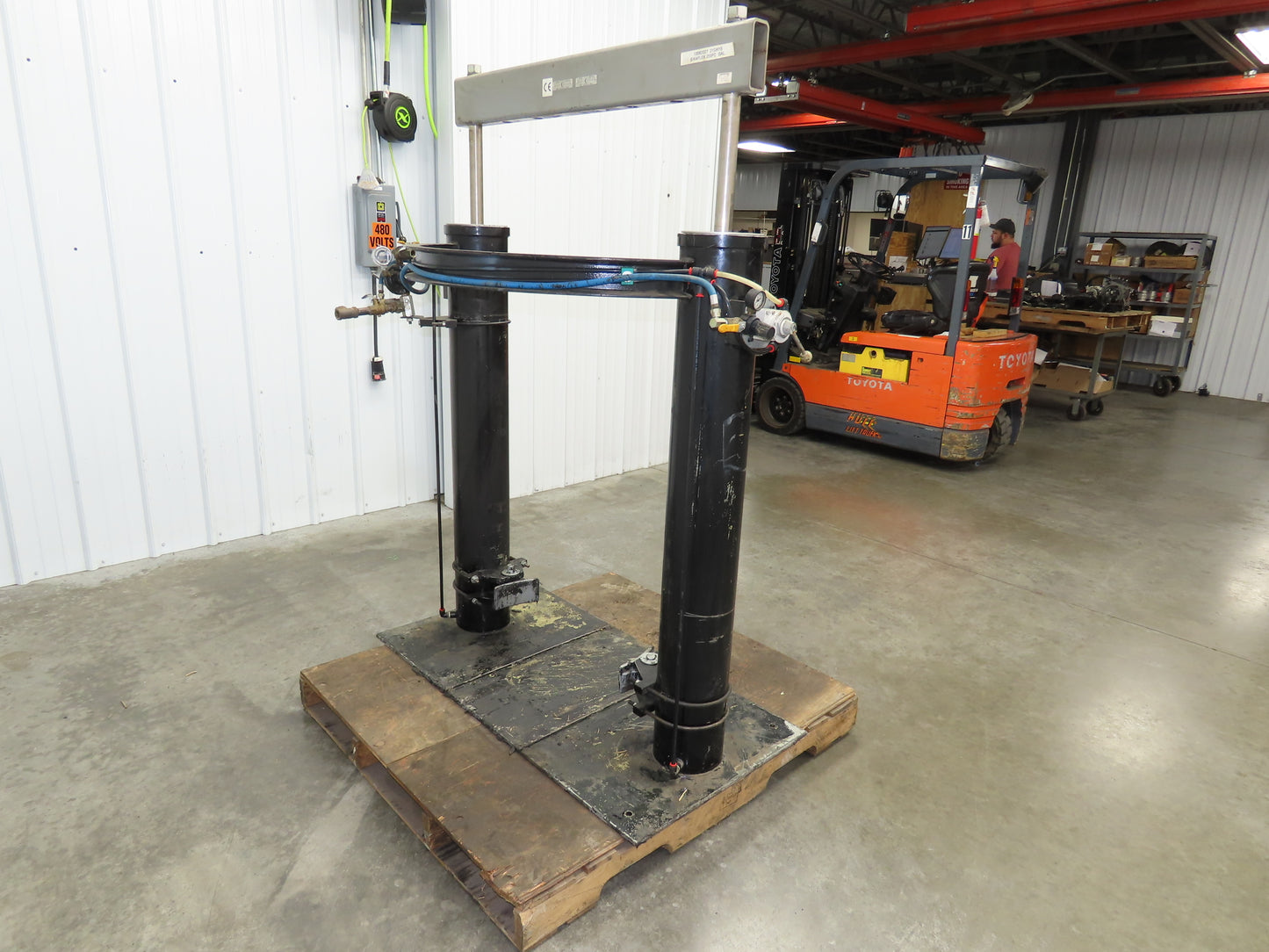 Graco Thermo-o-flow Hot Melt Drum Unloader 55 Gallon Frame & Cylinders Only