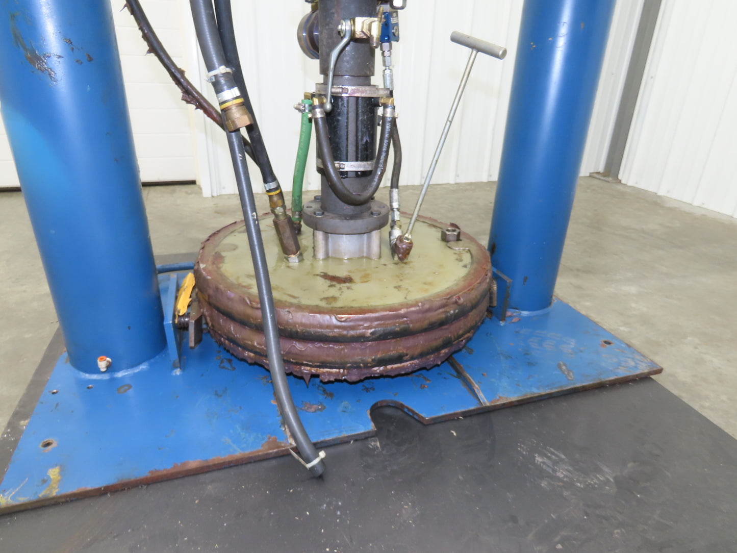 Nordson Rhino Drum Unloader Pneumatic Pump 65:1 Ratio 100PSI