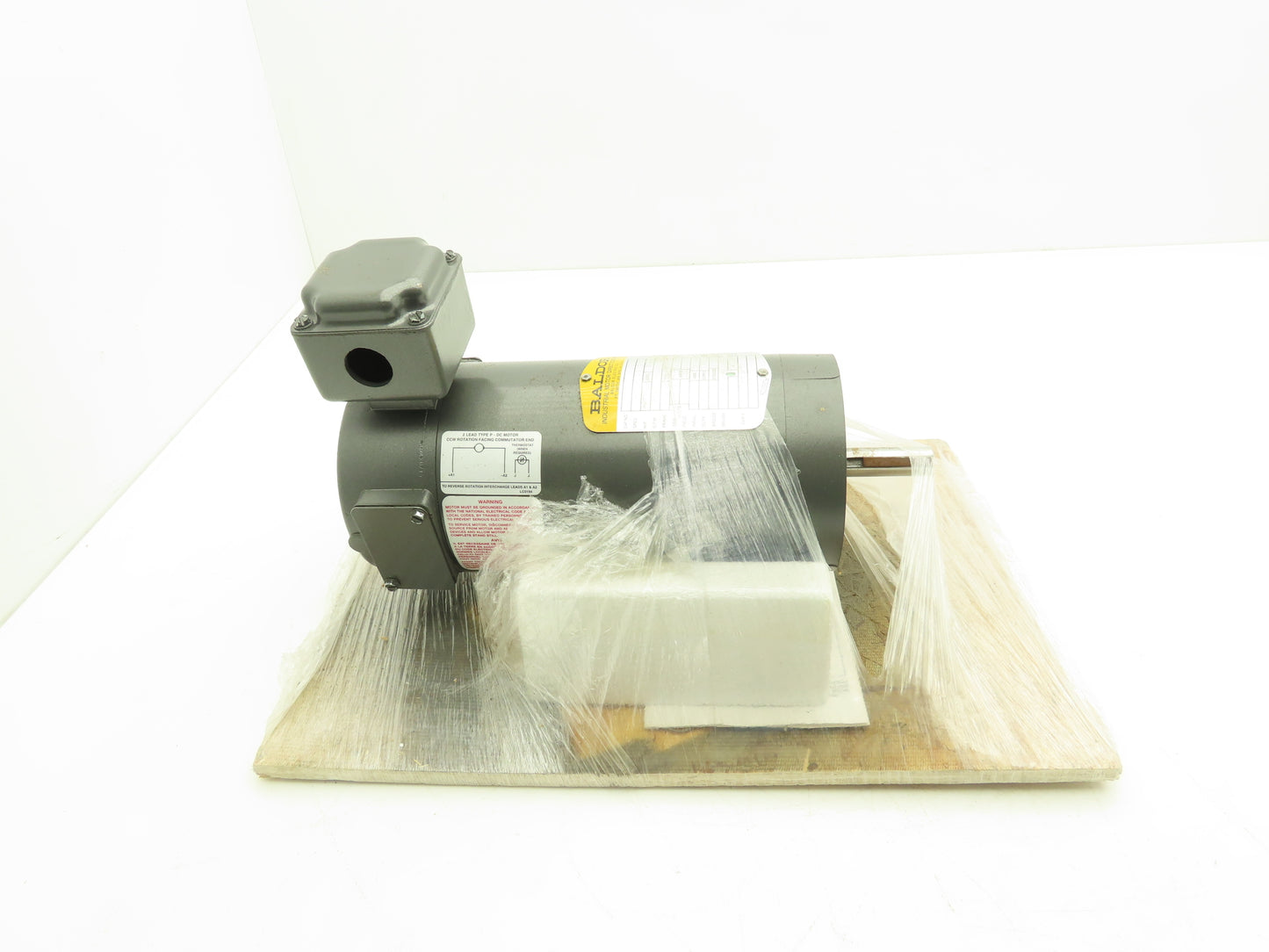 Baldor Electric 33-2311Z102G1 DC Motor 90VDC 1/3Hp 1750rpm 3.2A TENV 48CZ TENV