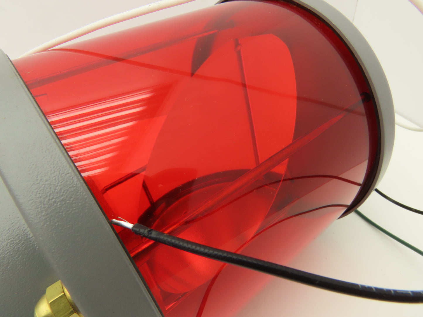 Pioneer 27S Rotating Light Red Sealed Beam 120V 79W Flash Rate 60 FPM Series B2