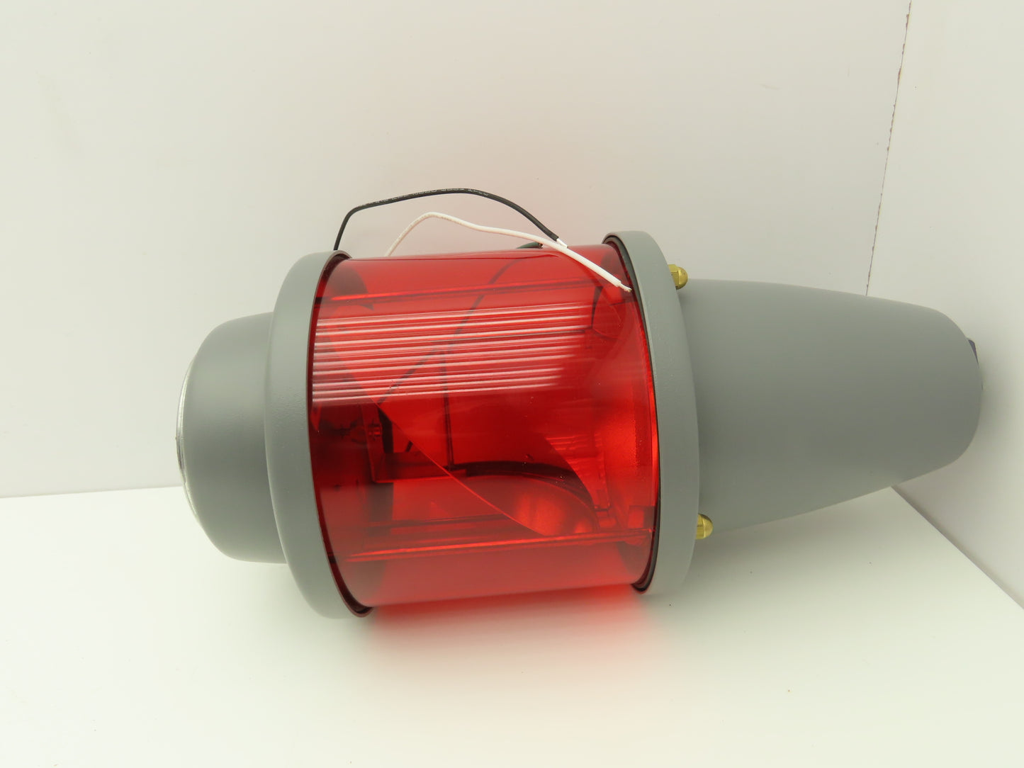 Pioneer 27S Rotating Light Red Sealed Beam 120V 79W Flash Rate 60 FPM Series B2