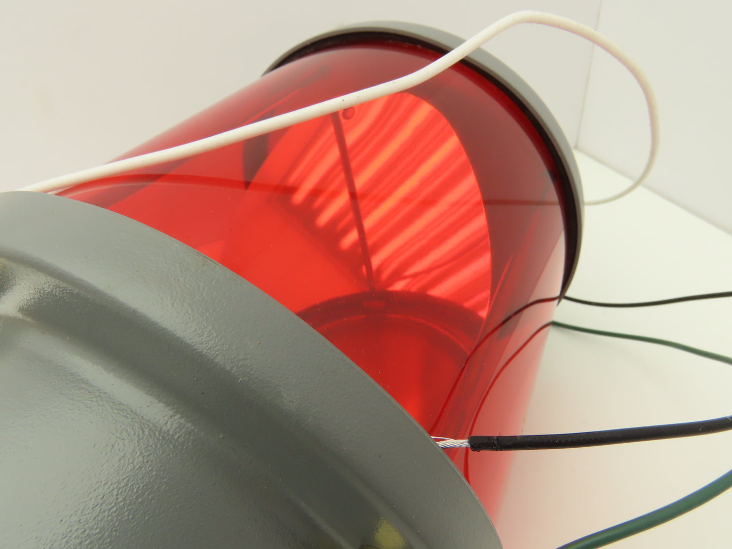 Pioneer 27S Rotating Light Red Sealed Beam 120V 79W Flash Rate 60 FPM Series B2