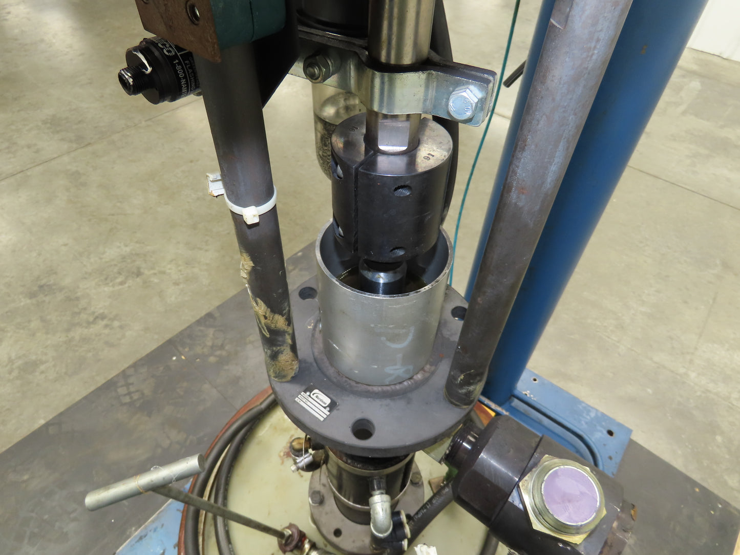 Nordson Rhino Hot Melt Drum Unloader Pneumatic Pump 65:1 Ratio 100PSI