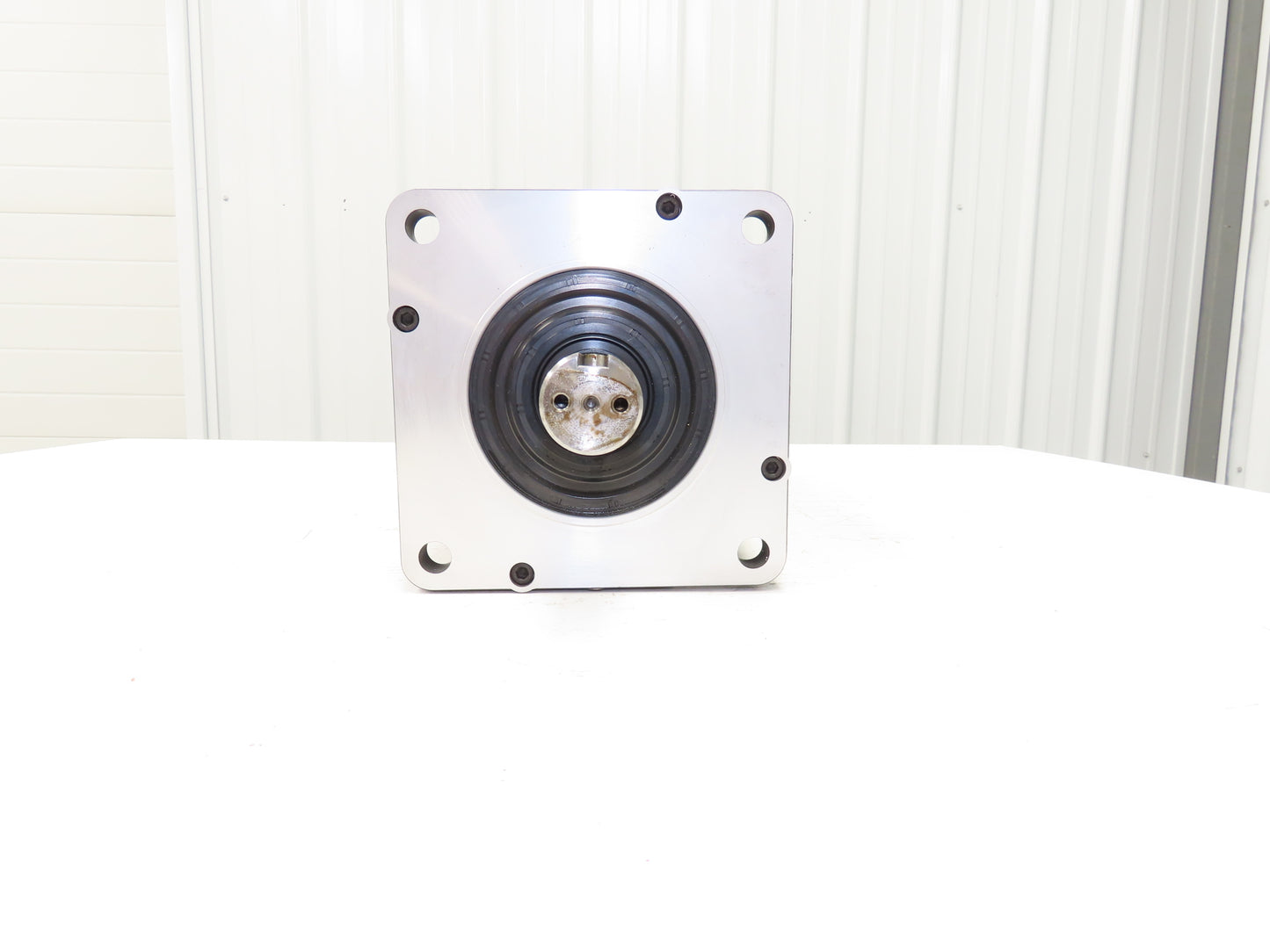 Fanuc A06B-0590-B005 #0008 AC Servo Motor 1200RPM 156V 3Ph