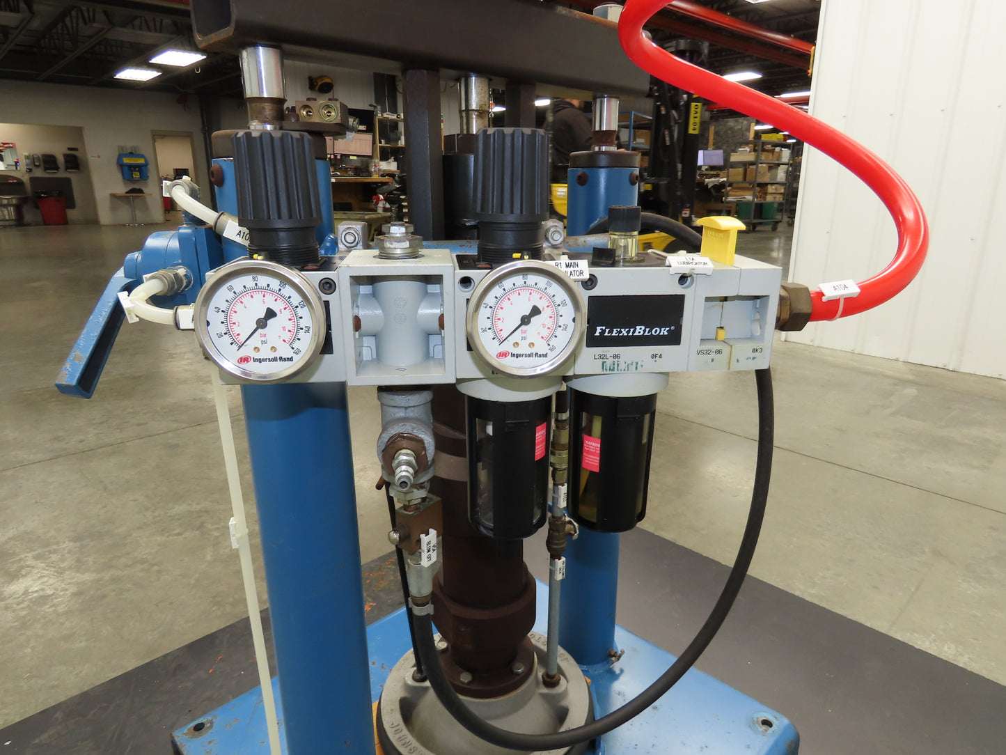 IR Johnstone 401-218 Pneumatic Extrusion Pump 5 Gal Pail Lifter Unloader