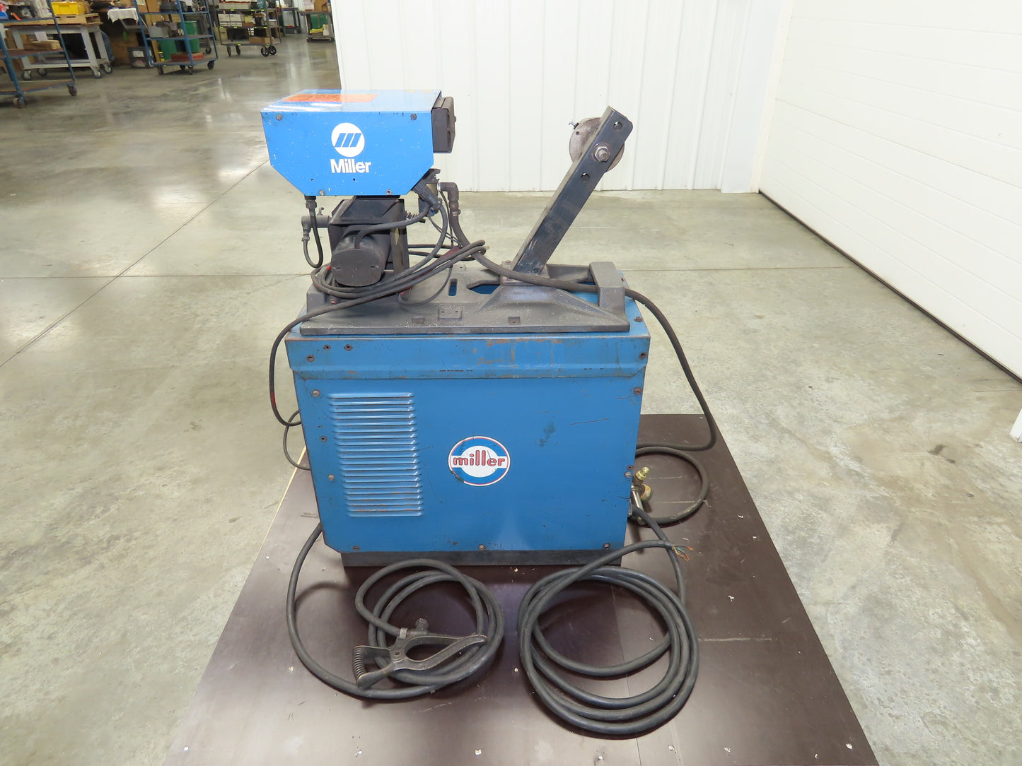 Miller CP-200 Mig Welder 200 amp DC Arc S-52E Wire Feeder 230/460VAC 3PH