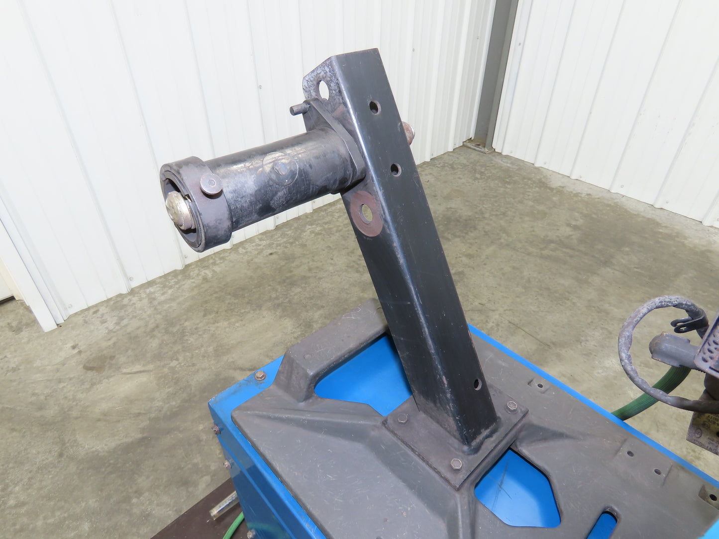 Miller CP-200 Mig Welder 200 amp DC Arc S-52A Wire Feeder 230/460VAC 3PH