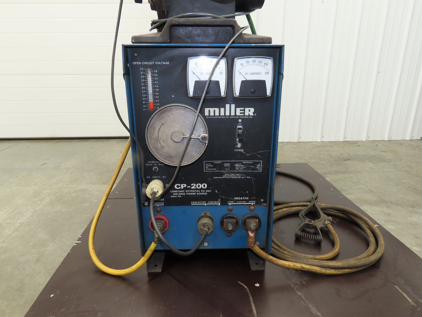 Miller CP-200 Mig Welder 200 amp DC Arc S-52A Wire Feeder 230/460VAC 3PH