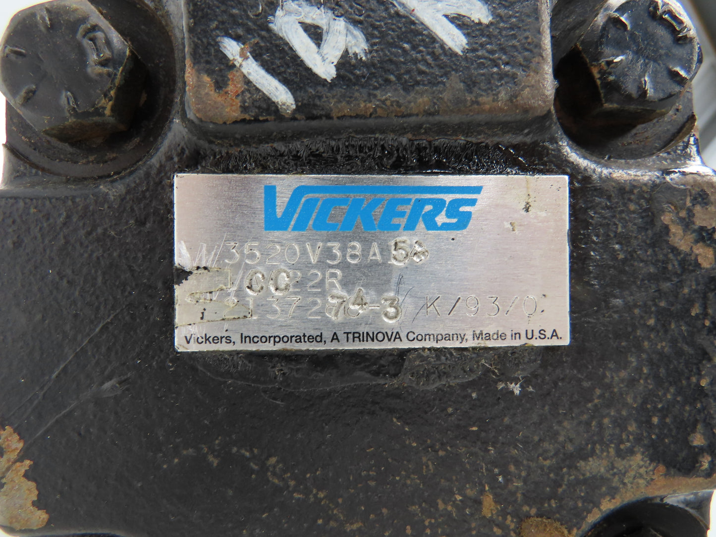 Vickers 3520V38A5-1CC22R Double Vane Hydraulic Pump 38/5GPM 1200 RPM