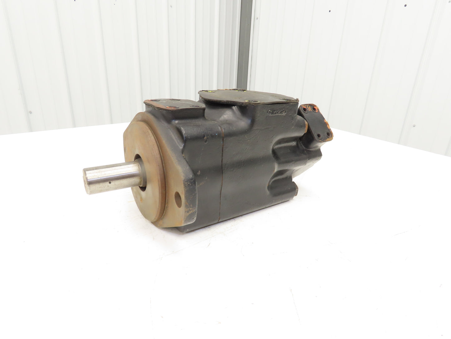 Vickers 3520V38A5-1CC22R Double Vane Hydraulic Pump 38/5GPM 1200 RPM