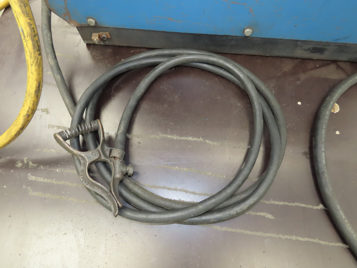 Miller CP-200 Mig Welder 200 amp DC Arc 10E Wire Feeder 230/460VAC 3PH