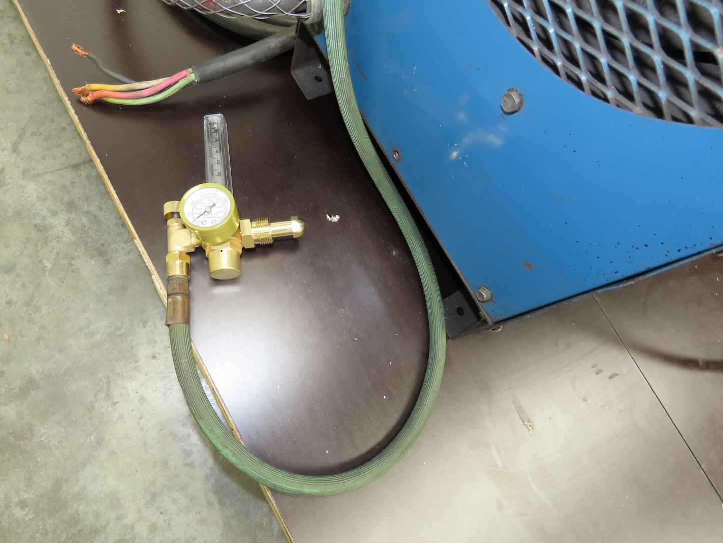 Miller CP-200 Mig Welder 200 amp DC Arc S-62 Wire Feeder 230/460VAC 3PH