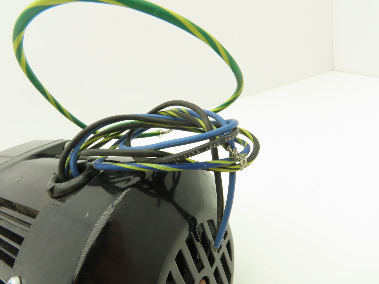 Bodine 42R3BFSI-E4 Gearmotor 300:1 Ratio 1/12Hp 5.7 RPM 115V 60Hz Parallel Shaft