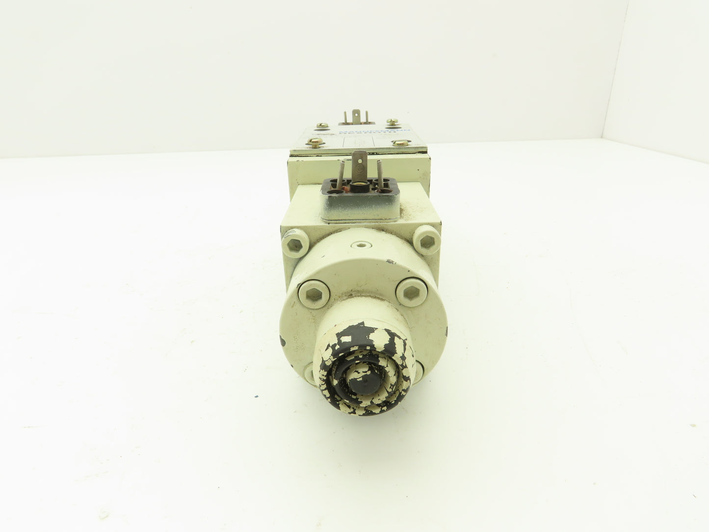 Mannesmann Rexroth 4WRA 10 W40-12/24NZ4/M-993-X Directional Solenoid Valve 24VDC