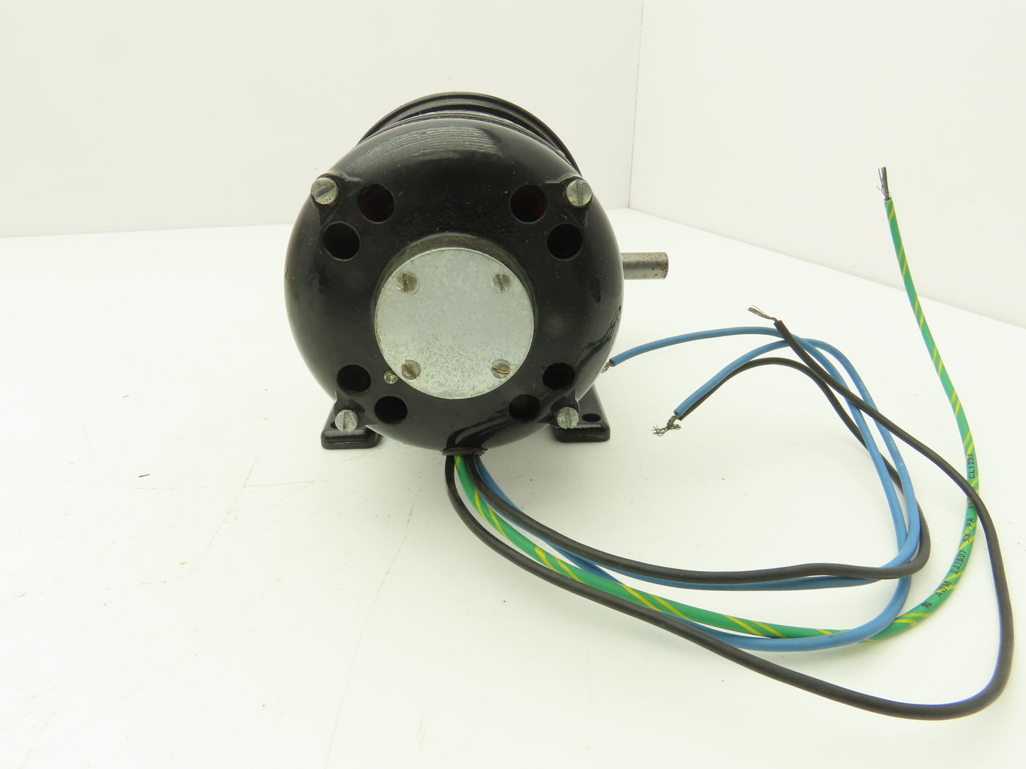 Bodine Electric NCI-12RG AC Gearmotor 115V 1080:1 60Hz 1/2" Shaft RH Output