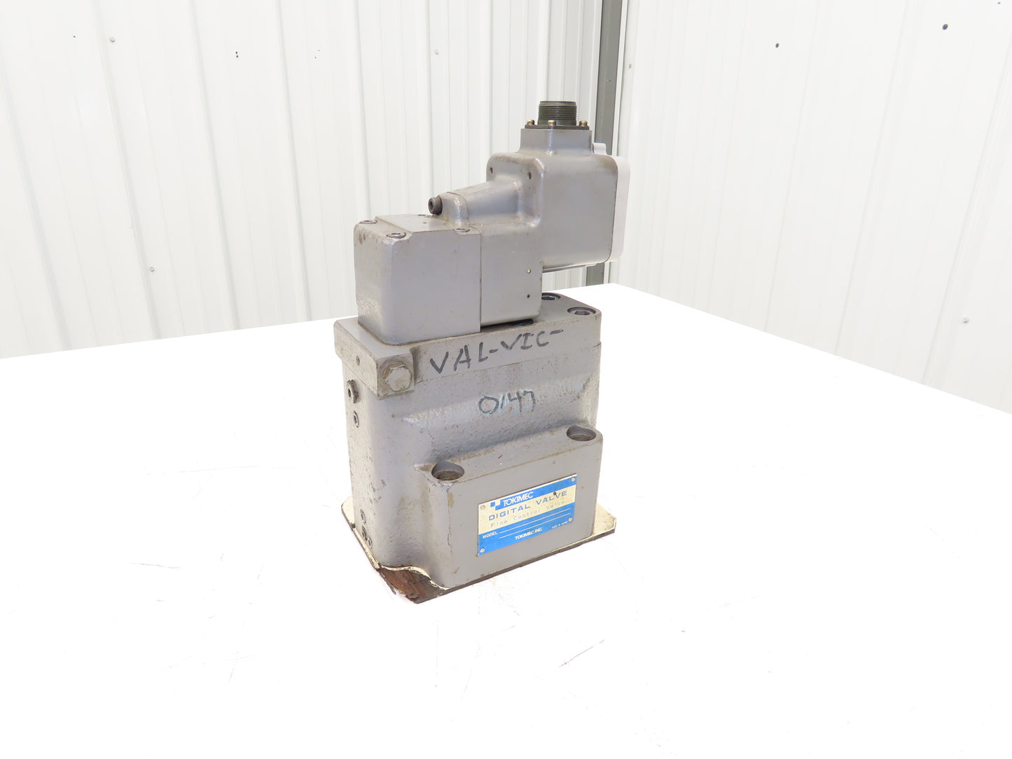 Tokimec D-FRG-03-EX-250-100-20 Digital Directional Flow Control Valve