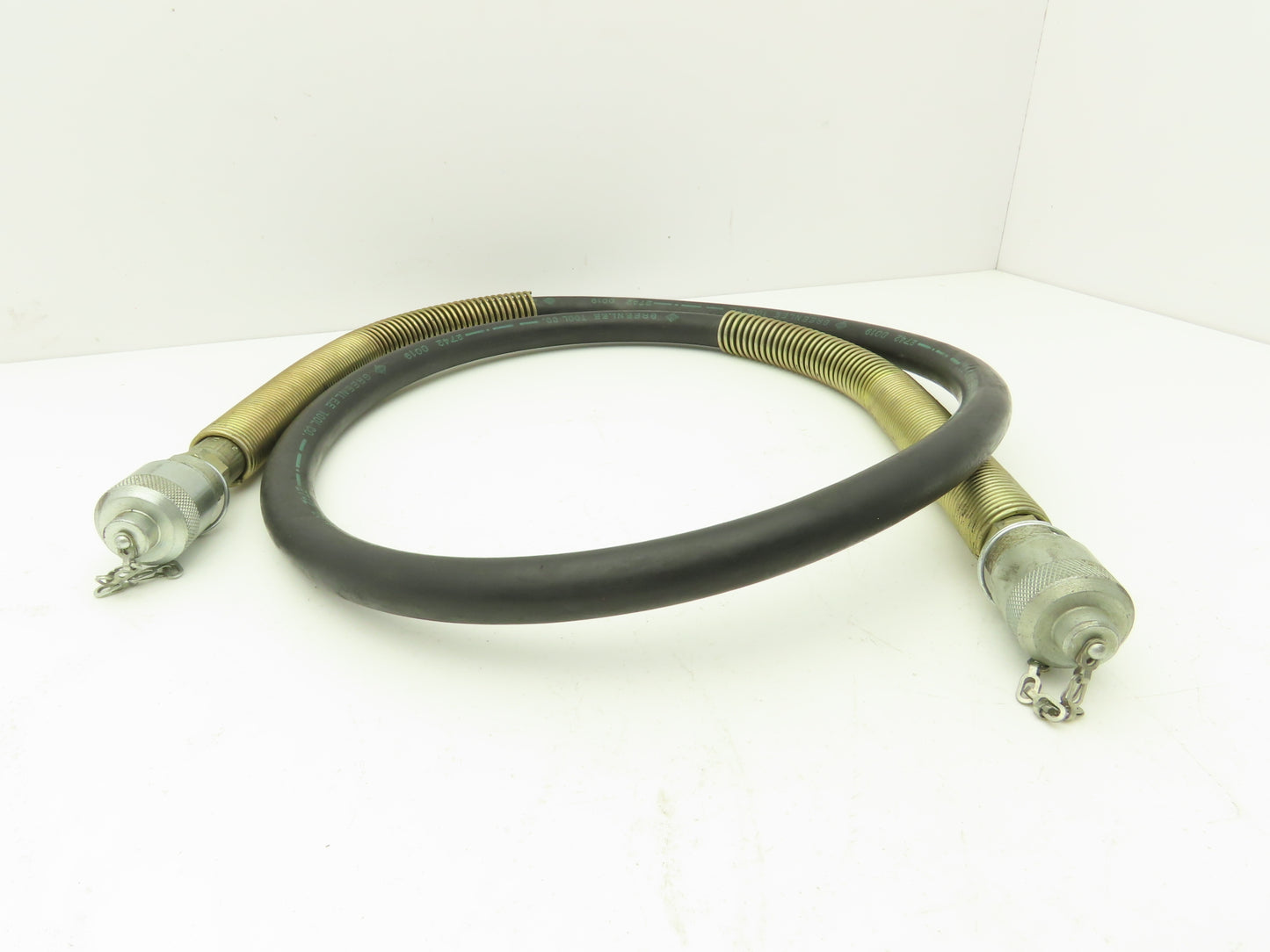 Greenlee Tool 11289  3/8"x 6' Hydraulic Pipe Bender Hose with Quick Couplers