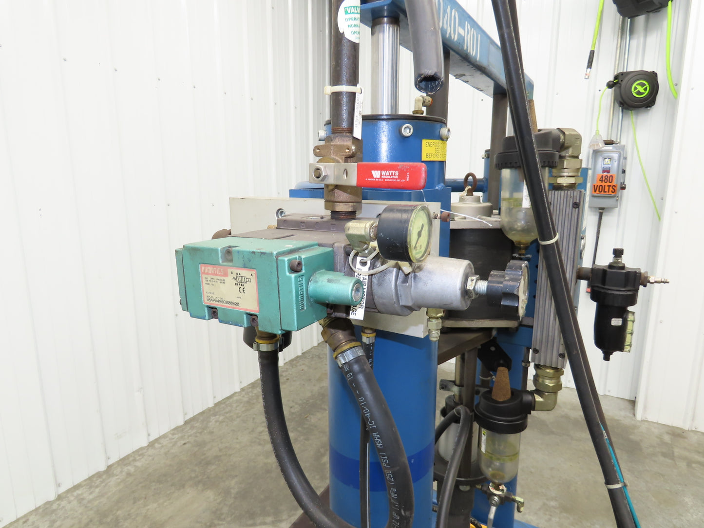 Nordson Rhino Pail Drum Unloader Pneumatic Pump 65:1 Ratio 100PSI