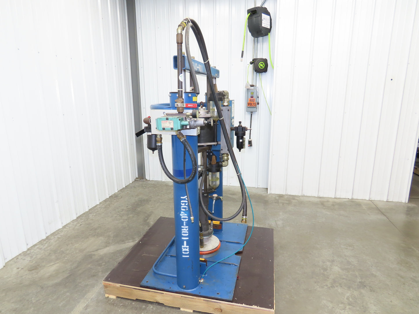 Nordson Rhino Pail Drum Unloader Pneumatic Pump 65:1 Ratio 100PSI