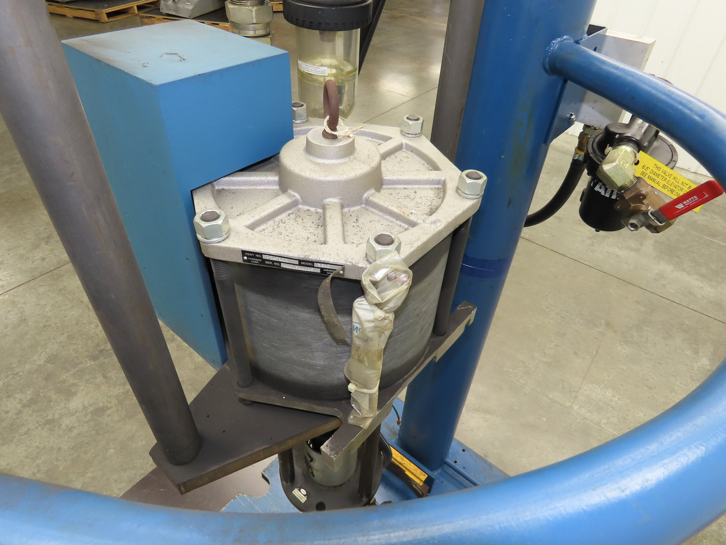 Nordson Rhino Pail Drum Unloader Pneumatic Pump 65:1 Ratio 100PSI