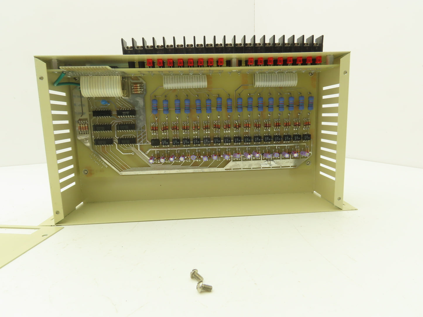Entertron SK-2101 Input Output Module 115VAC 16 Terminal