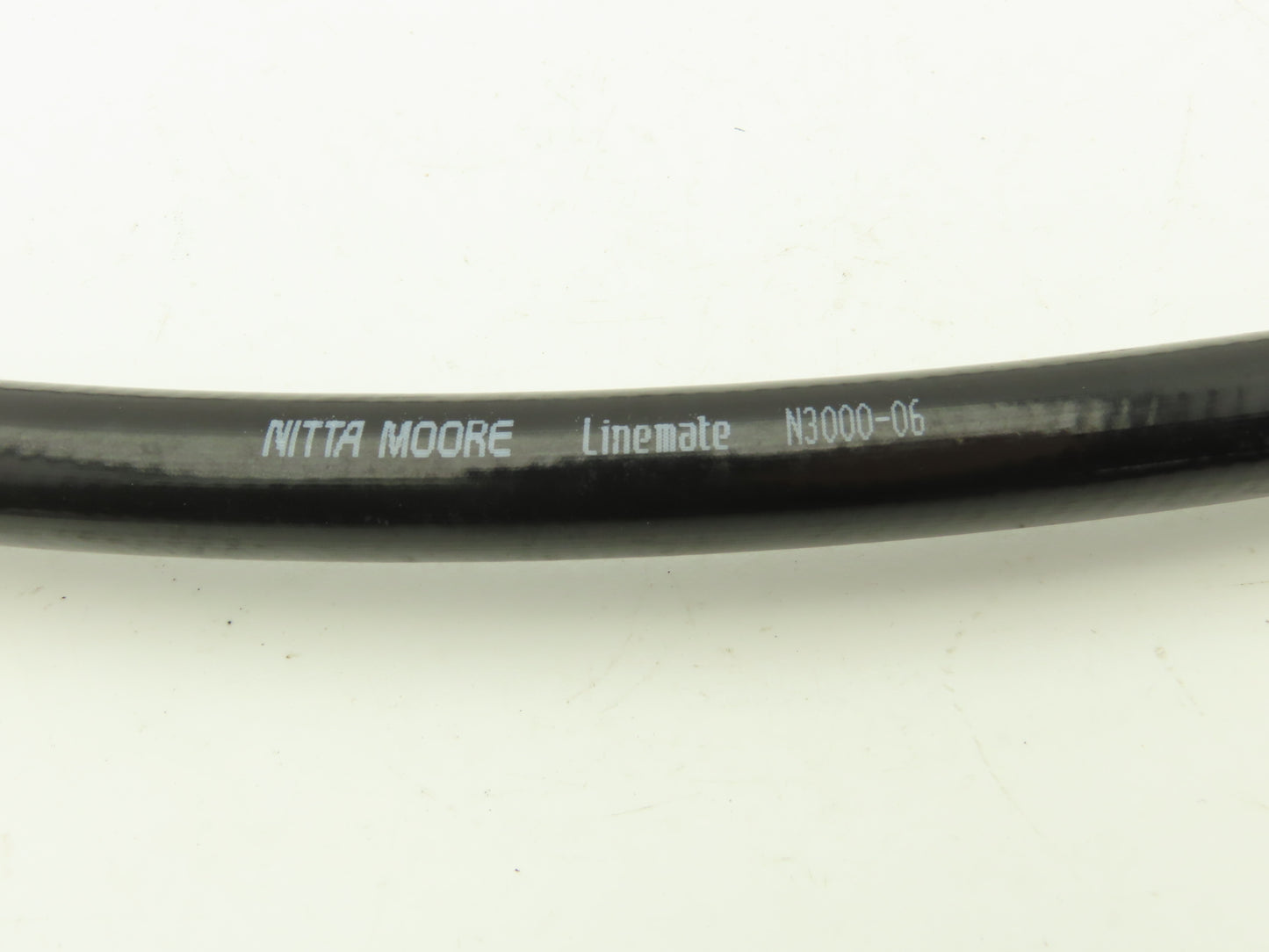 Nitta Moore N3000-06X1100L  3/8"x 1100mm Linemate Hydraulic Hose BSPP  Lot of 2