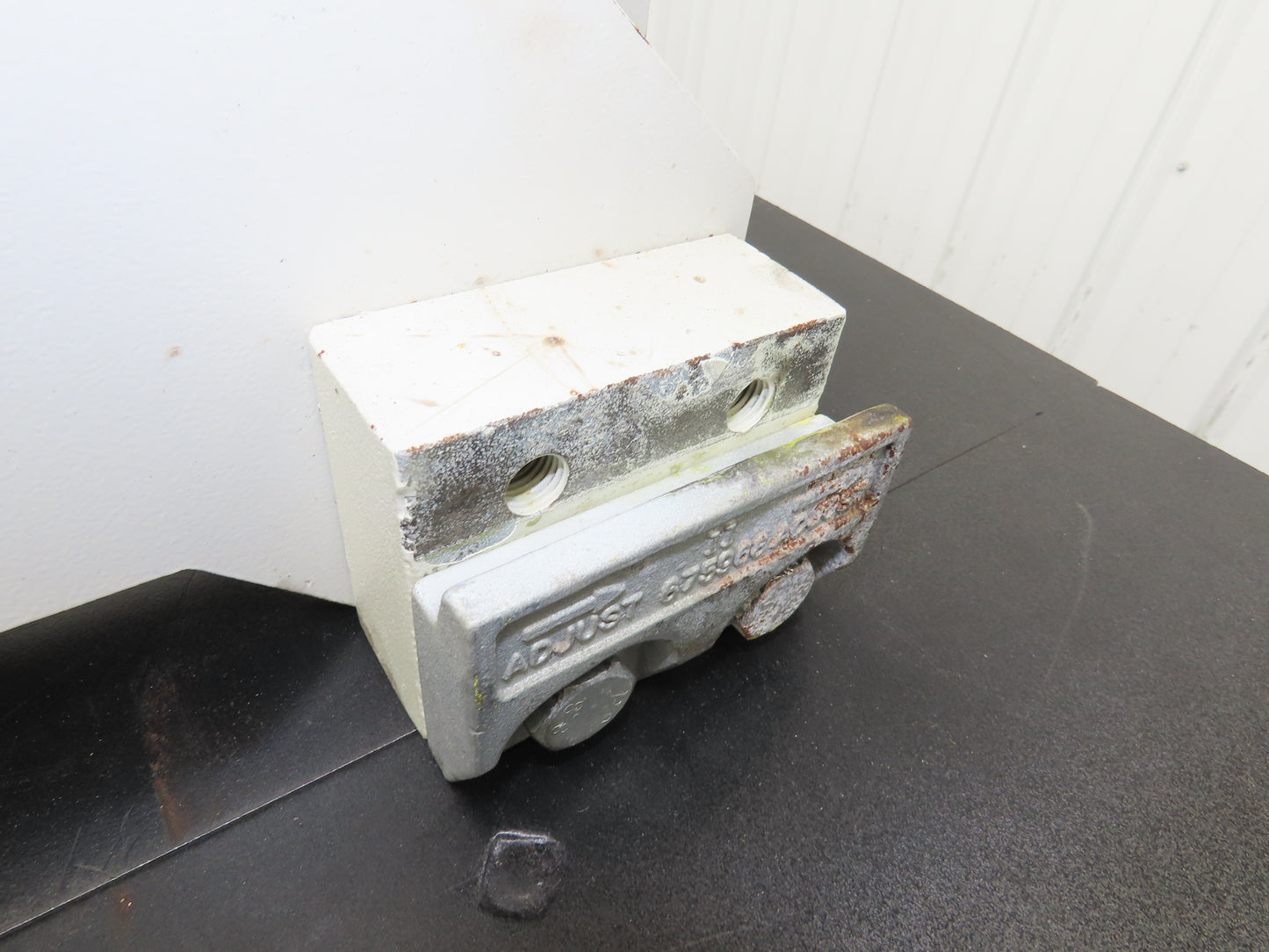 Cascade 45G-RRB-10 Fork Rotator Attachment 4500lbs Class 2 Forklift 360° Turn