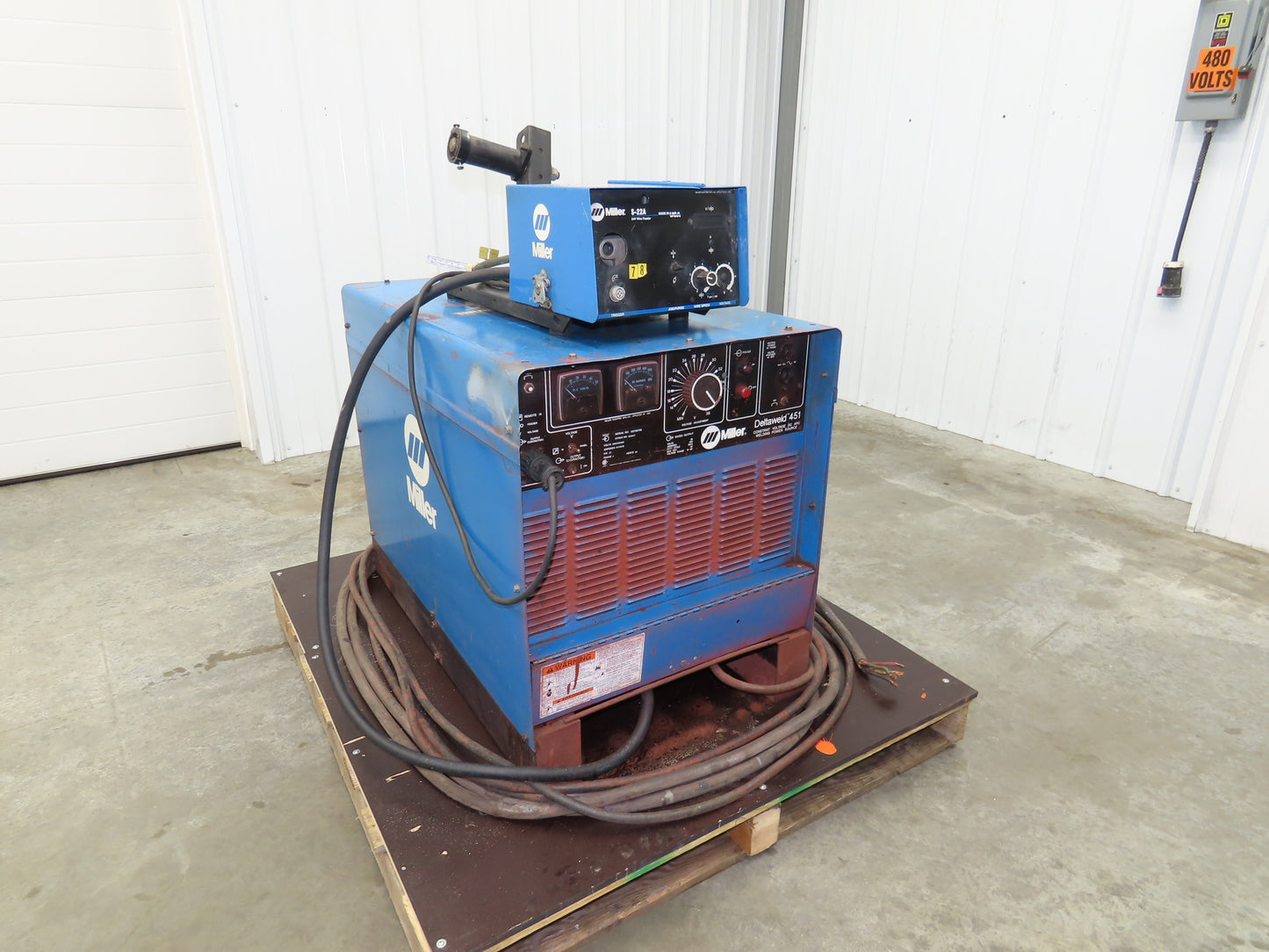 Miller Deltaweld 451 Mig Welder 450A DC Arc S-62 Wire Feeder 230/460VAC 3PH