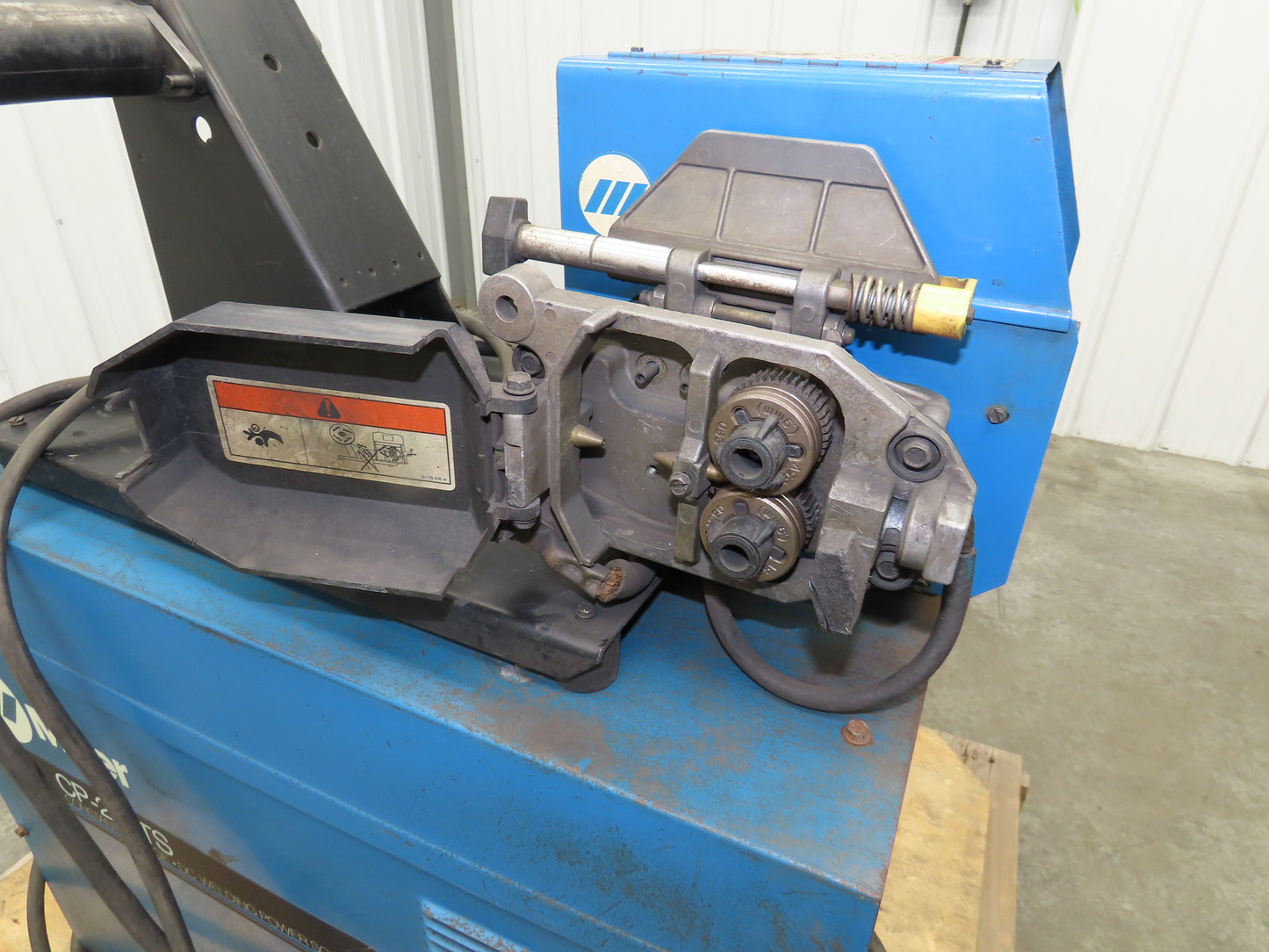 Miller CP-250TS Mig Welder 250 amp DC Arc S-62 Wire Feeder 200/230/460v 3PH