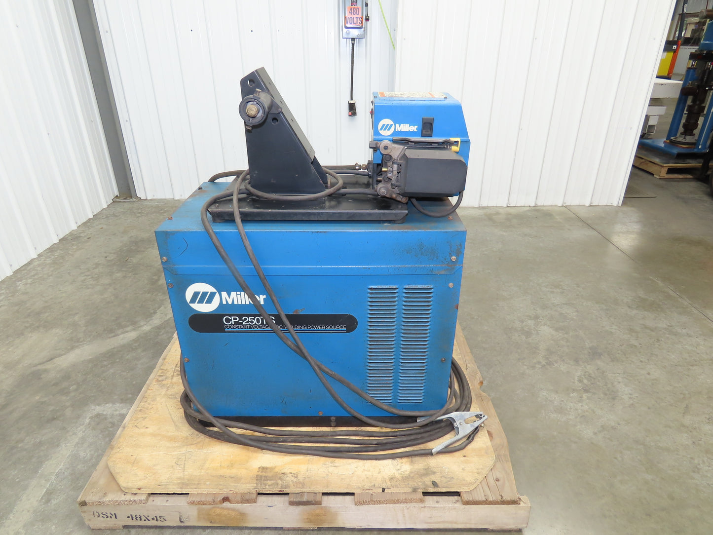 Miller CP-250TS Mig Welder 250 amp DC Arc S-62 Wire Feeder 200/230/460v 3PH