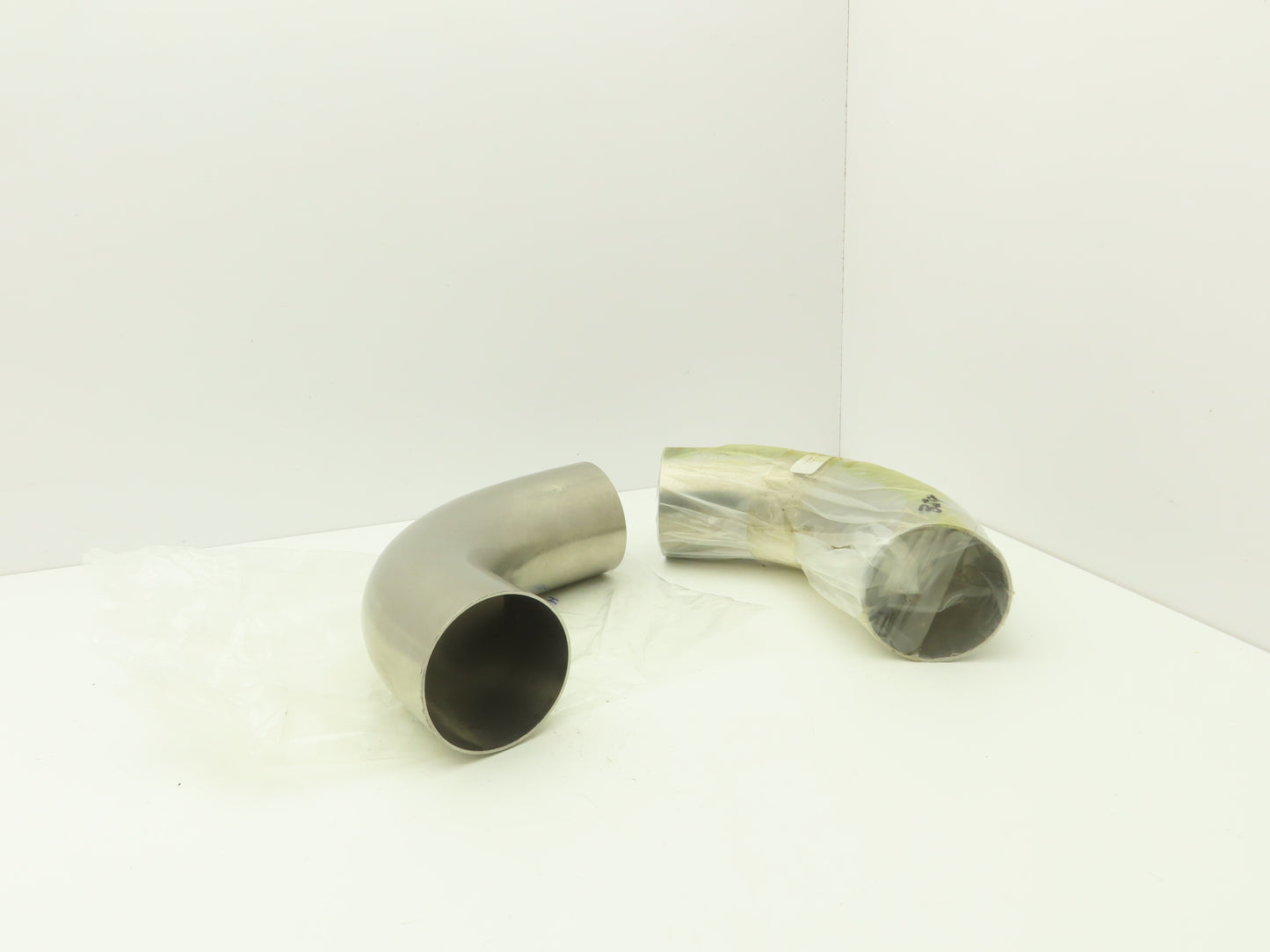 Pfeiffer 6-2WC-400H Vacuum Elbow 90 Deg Radius 4" W/ Extended Tangents Lot of 2