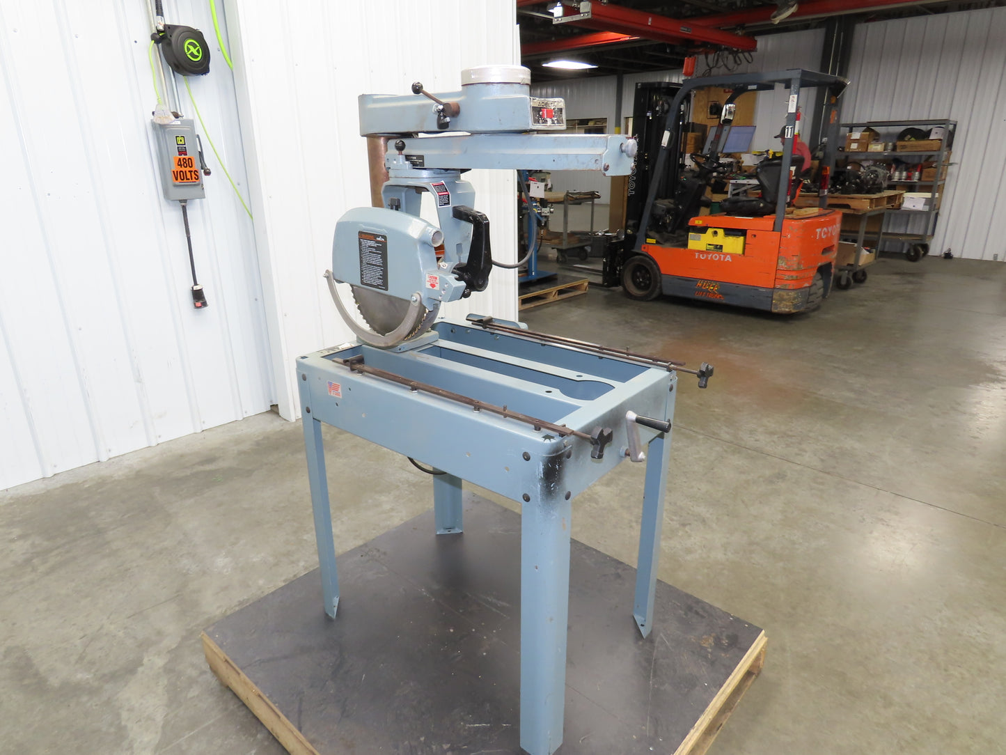 Delta Radial Arm Saw 12" Blade 13" Travel 2 HP 230/460V 3 Ph