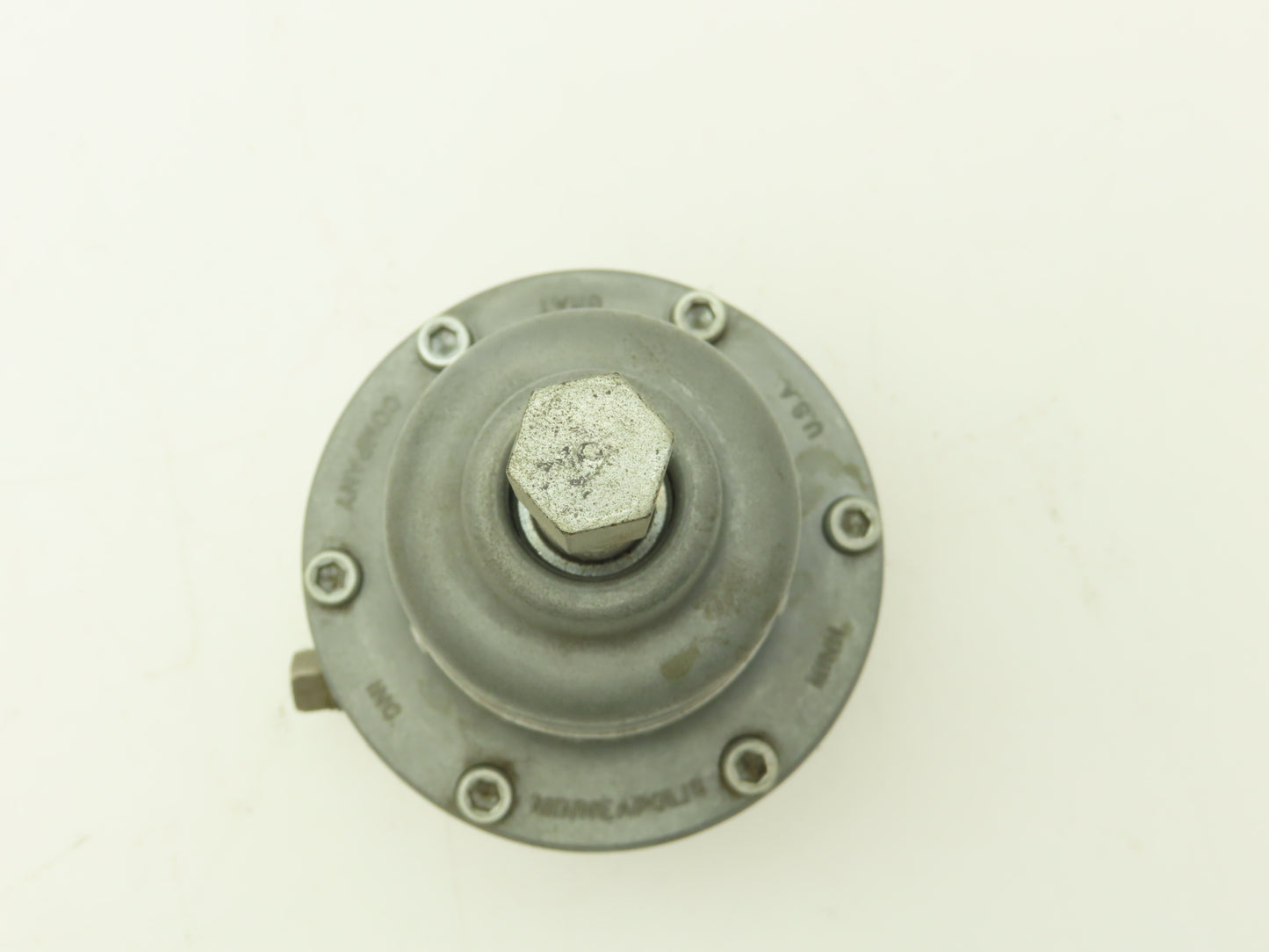 Graco 208-997 Low Pressure Corrosion Resistant Back Pressure Regulator w/Gauge