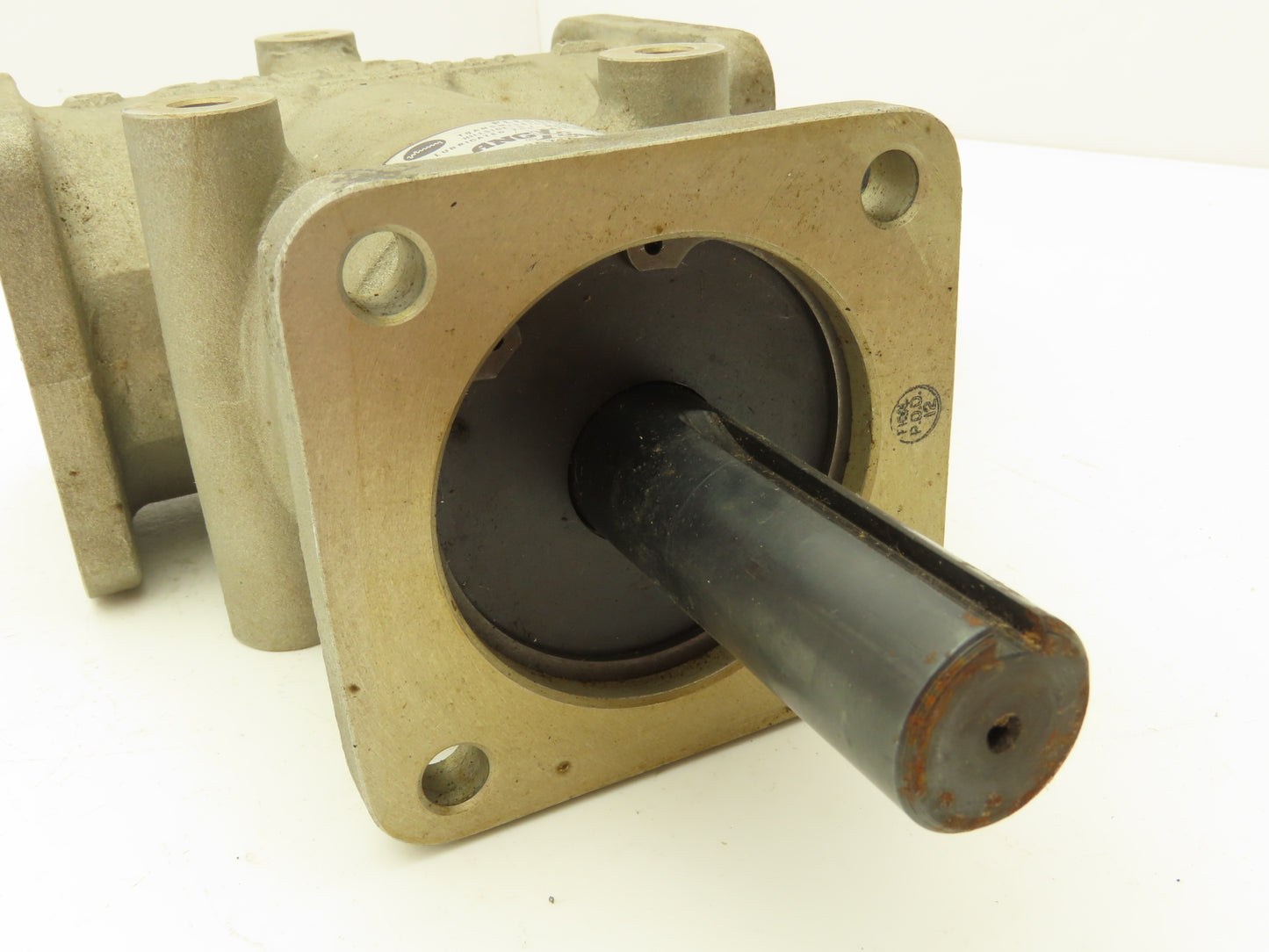 AnglGear R3570 Right Angle Gearbox Drive 1:1 Ratio 2-Way 1" Shaft