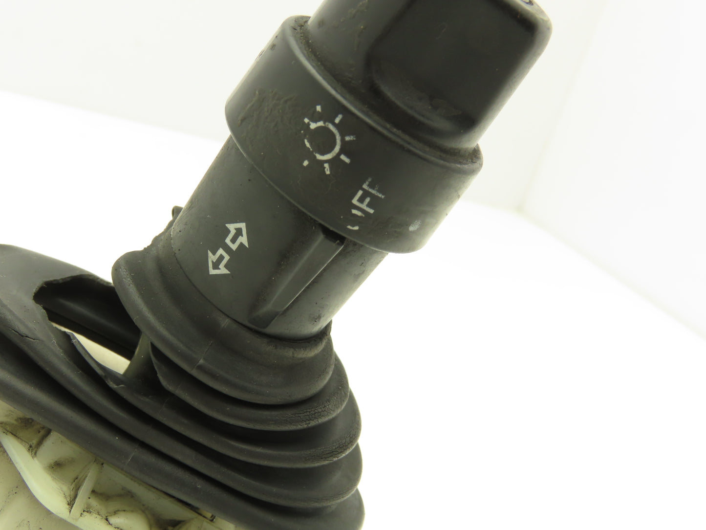 Toyota Electric Forklift Light Control Selector Switch Removed From 8FBE15U