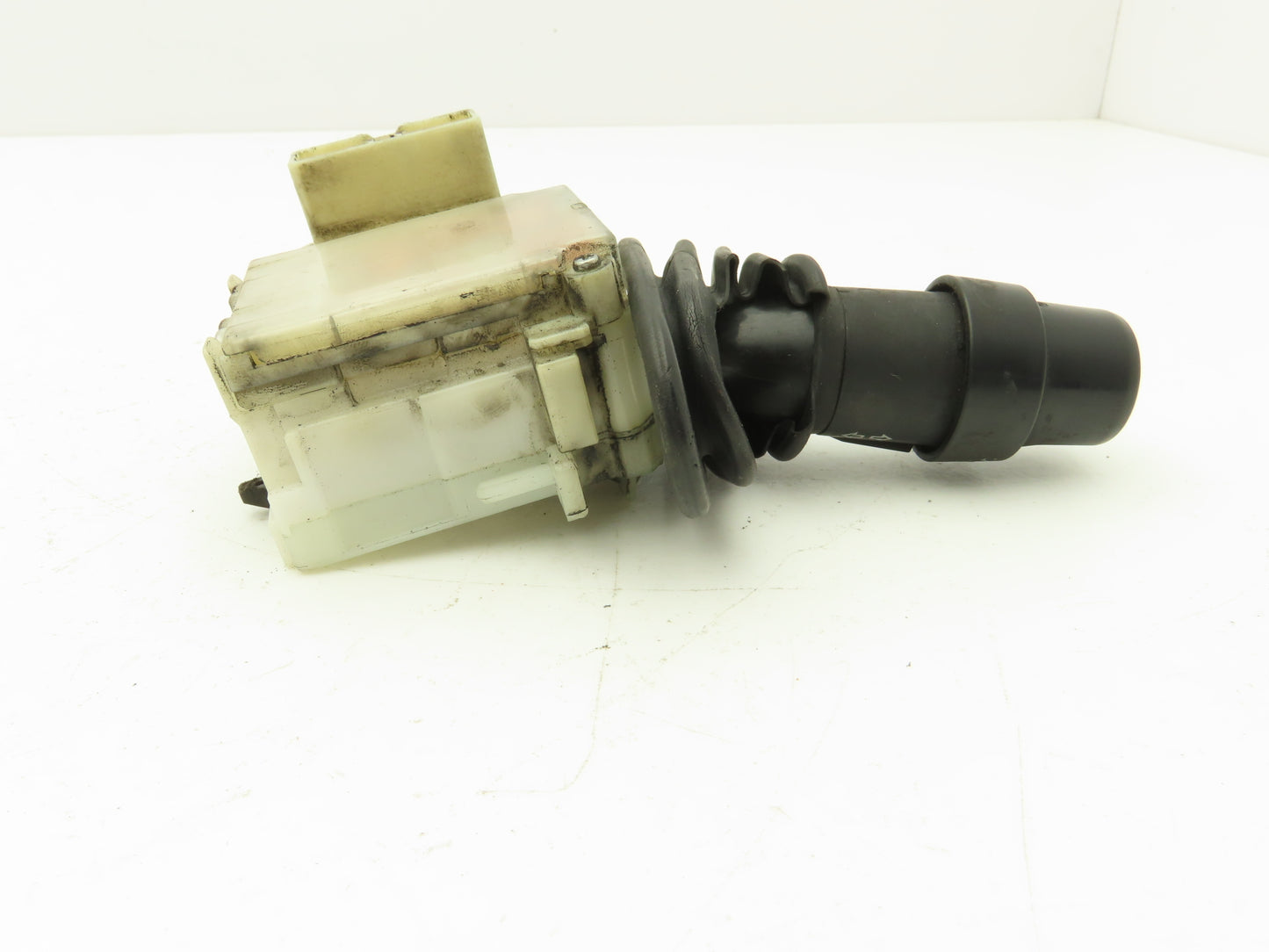 Toyota Electric Forklift Light Control Selector Switch Removed From 8FBE15U
