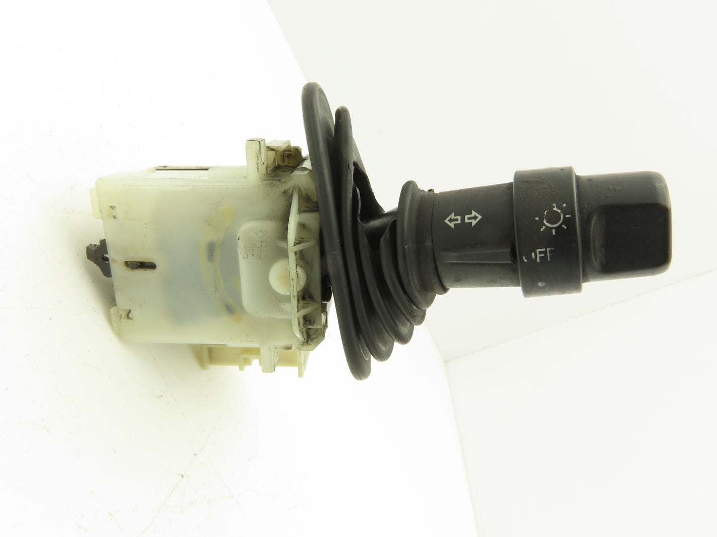 Toyota Electric Forklift Light Control Selector Switch Removed From 8FBE15U