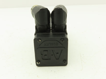Allen Bradley MPL-B1530U-VJ72AA AC Servo Motor .39kw 460V 3PH 7000 RPM